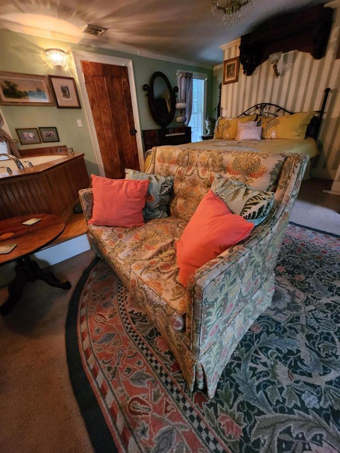 House Of 1833 Bed And Breakfast Mystic Buitenkant foto